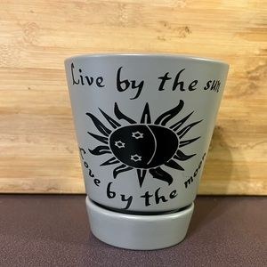 Custom made flower pot